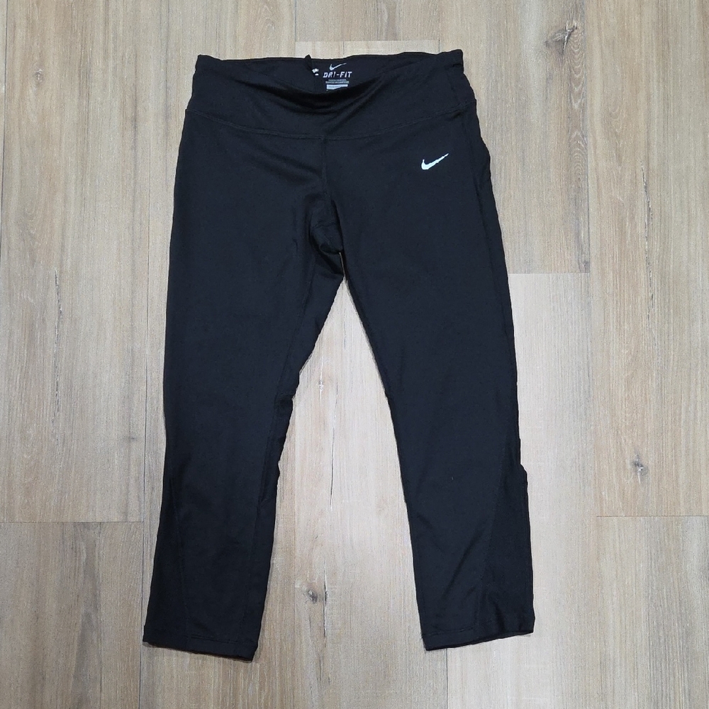 Nike Black Women's Capris